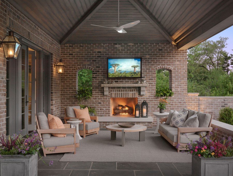 Outdoor Television